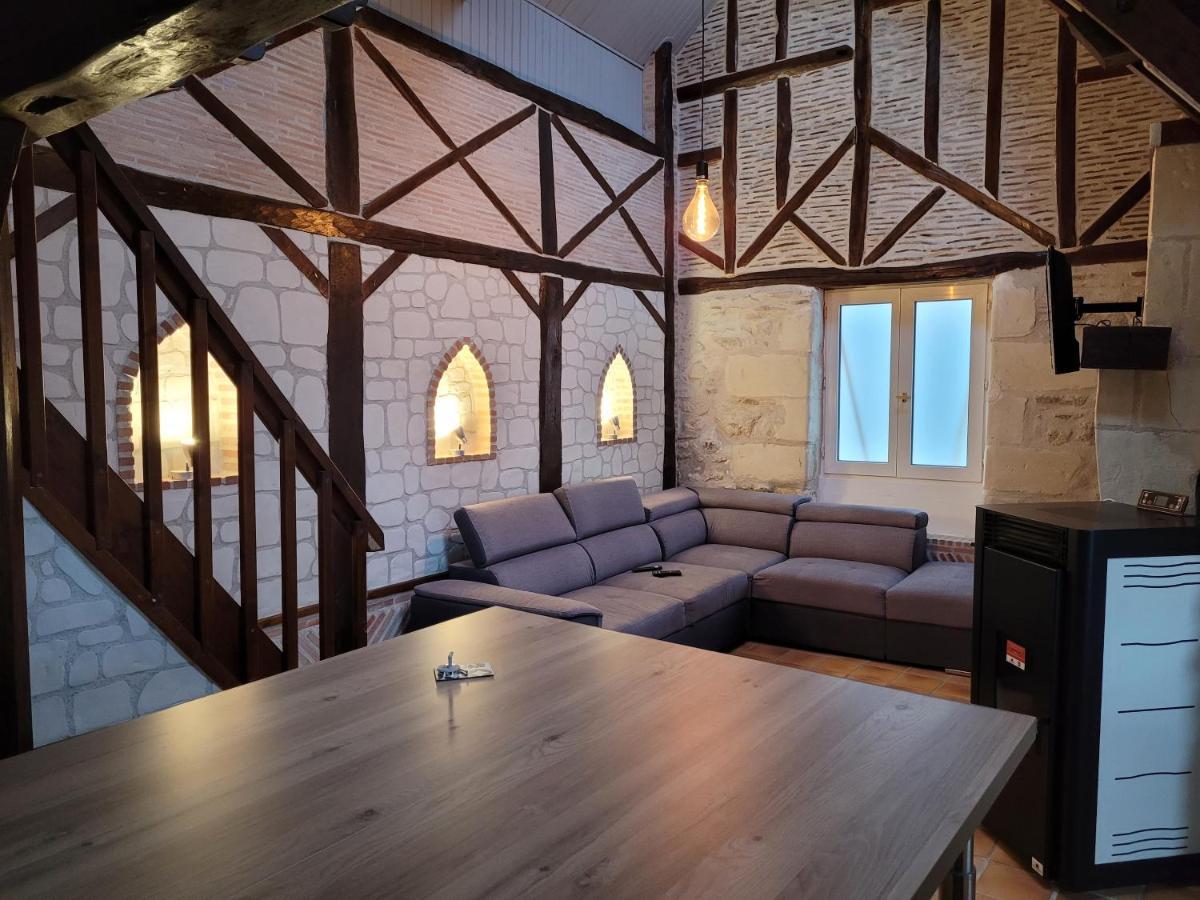 Gite De Charme Proche Loire A Velo Avec Jacuzzi Privatif Savonnieres Luaran gambar
