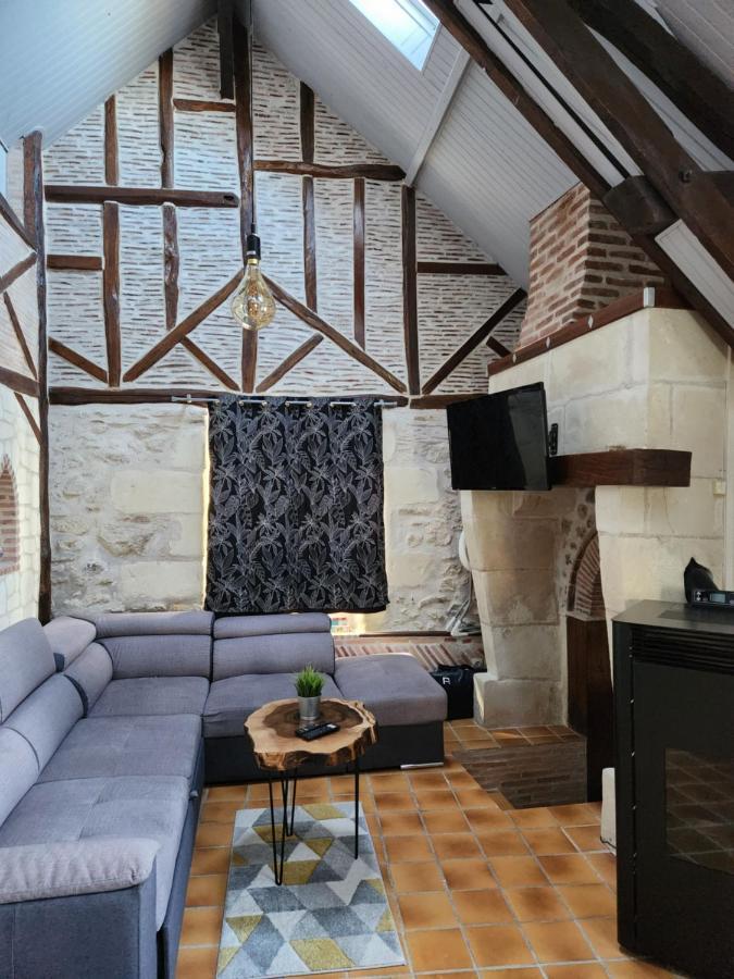 Gite De Charme Proche Loire A Velo Avec Jacuzzi Privatif Savonnieres Luaran gambar